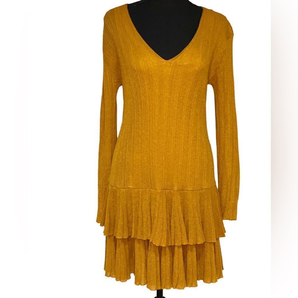 Glittery Gold Zara V neck dress